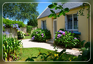Ferienhäuser Bretagne Ferienhaus in Plounevez-Lochrist - Ferienhäuser in der Bretagne mit dem Bretagne-Spezialist Vacances Parveau GmbH
